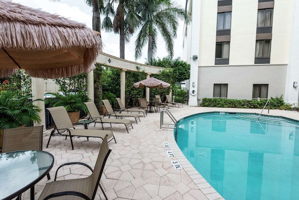 Outdoor pool, sun loungers