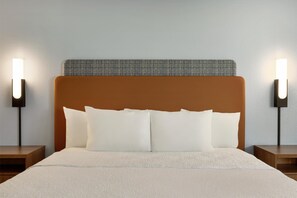 Premium bedding, in-room safe, iron/ironing board