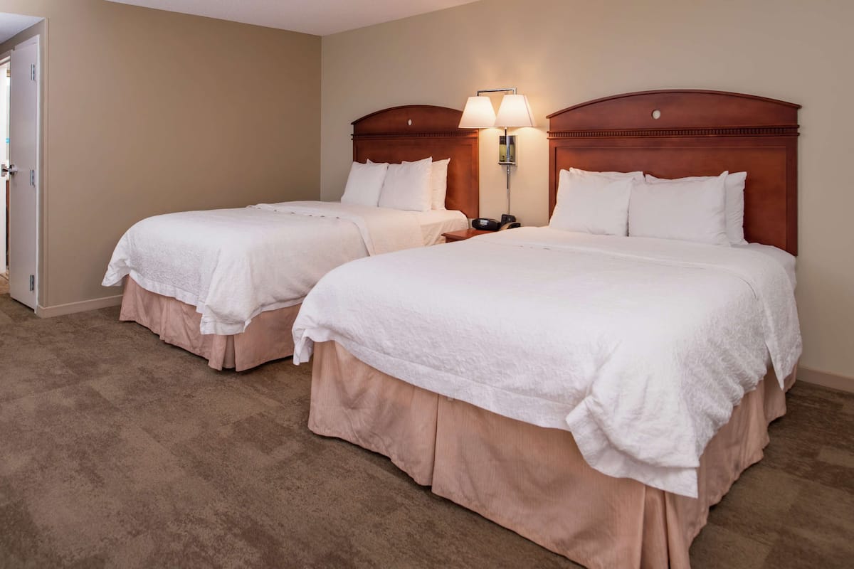 Room, 2 Queen Beds, Non Smoking
