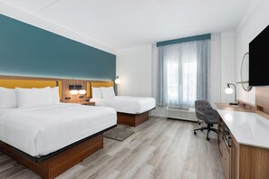 Habitación, 2 camas matrimoniales, para no fumadores | Ropa de cama de alta calidad, camas con pillow-top y escritorio 