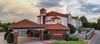 La Quinta Inn & Suites by Wyndham Sherman