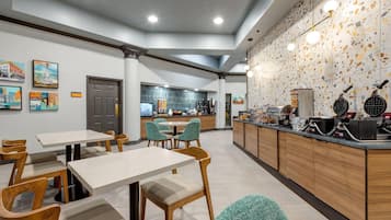 Free daily full breakfast