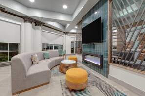 Lobby - La Quinta Inn & Suites by Wyndham Sherman (Sherman)