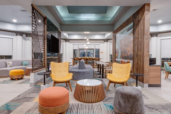 Lobby - La Quinta Inn & Suites by Wyndham Sherman (Sherman)