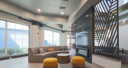 La Quinta Inn & Suites by Wyndham Sherman