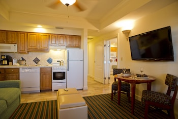 TV, DVD player at Hilton Vacation Club Grand Beach Orlando