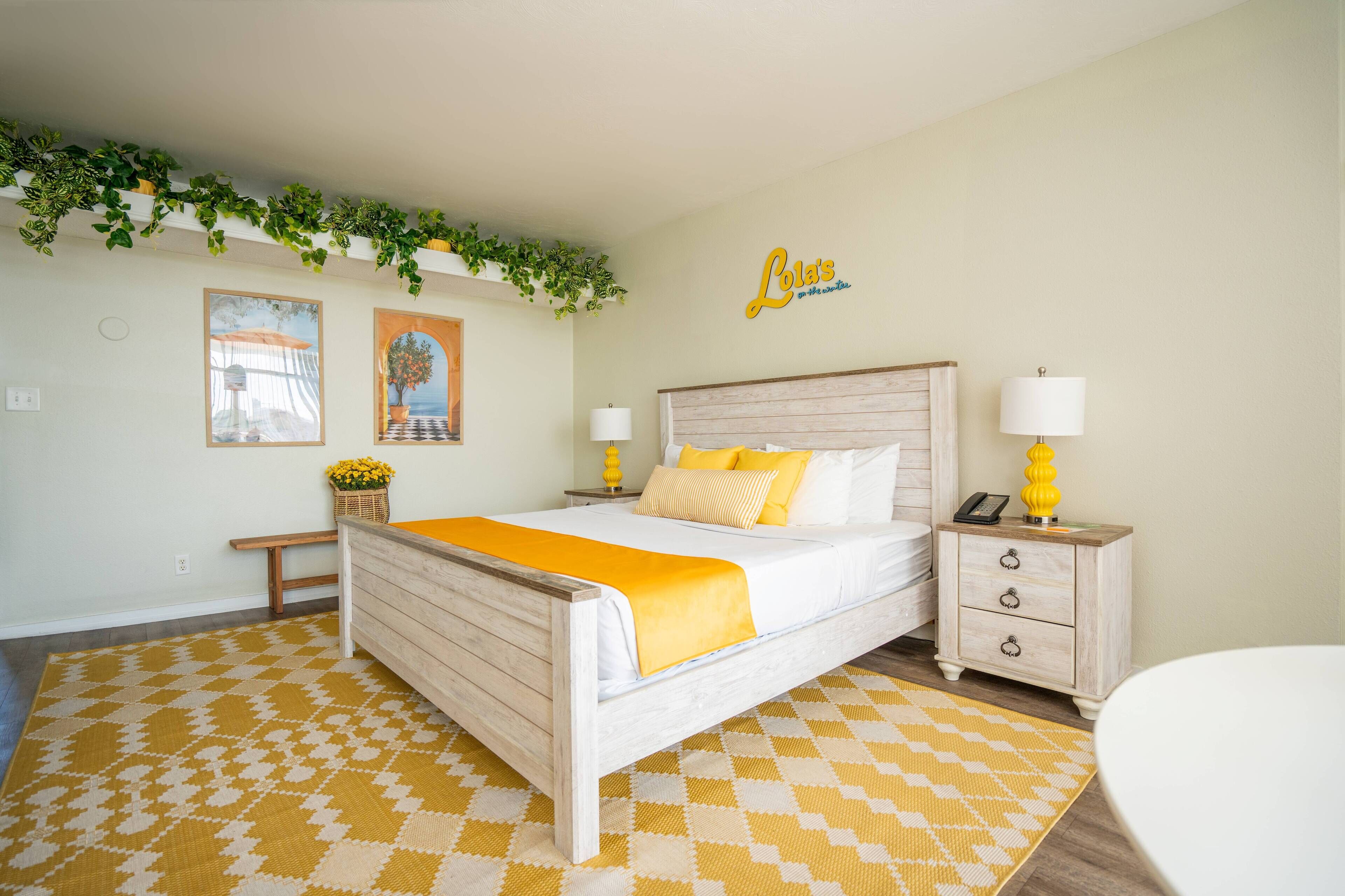 Room, 1 King Bed, Corner (Lolas Sweet) | In-room safe, desk, laptop workspace, iron/ironing board