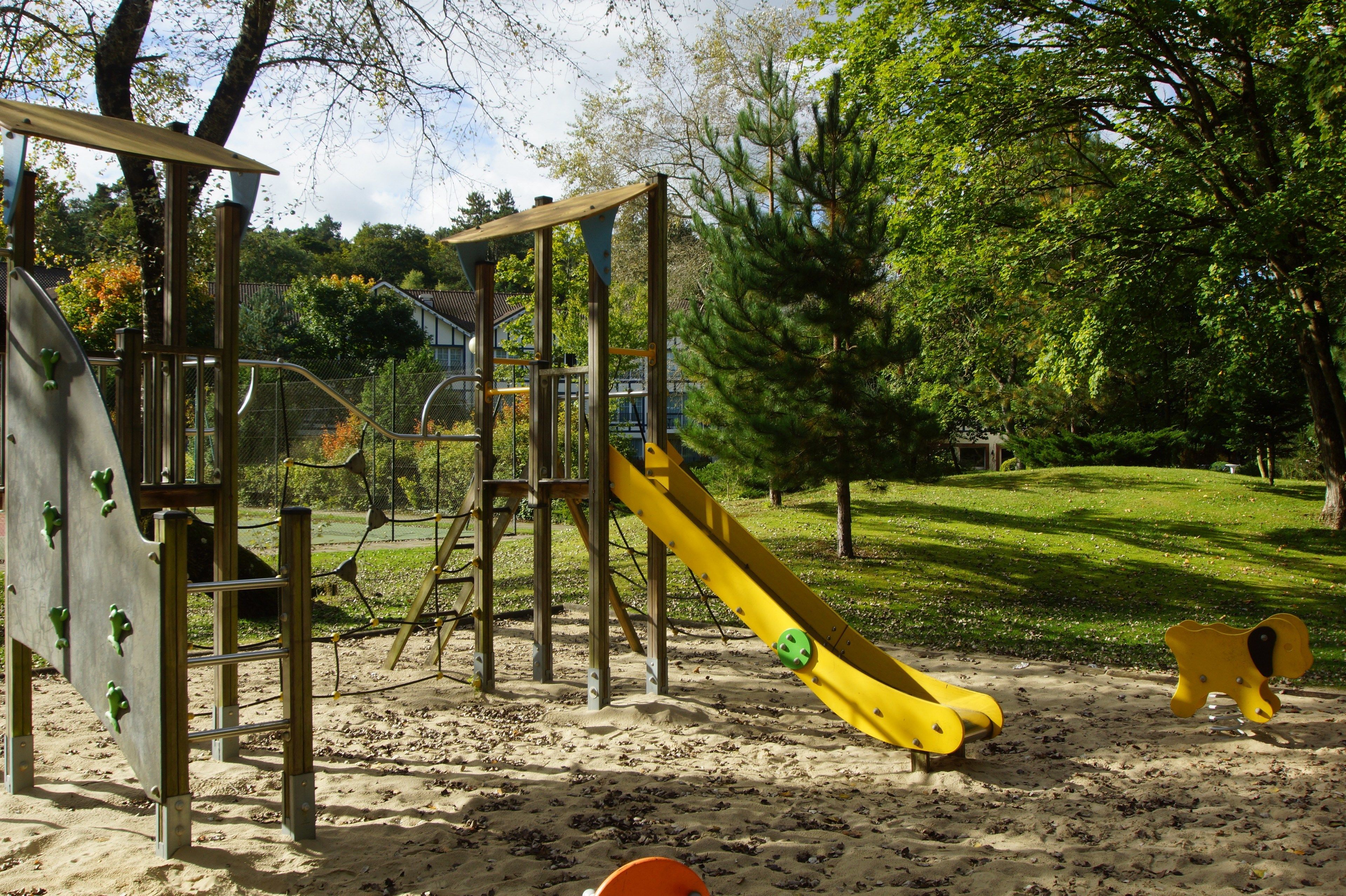 children’s play area – outdoor