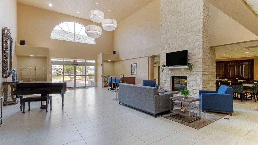 Comfort Suites Kingwood Houston North