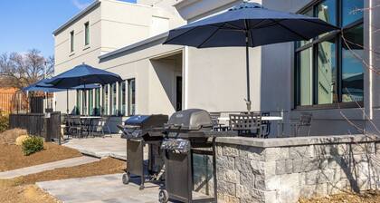 Holiday Inn Express & Suites Leesburg - Historic District by IHG