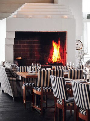 Lunch and dinner served - Hotel J, Stockholm, a Member of Design Hotels (Nacka)