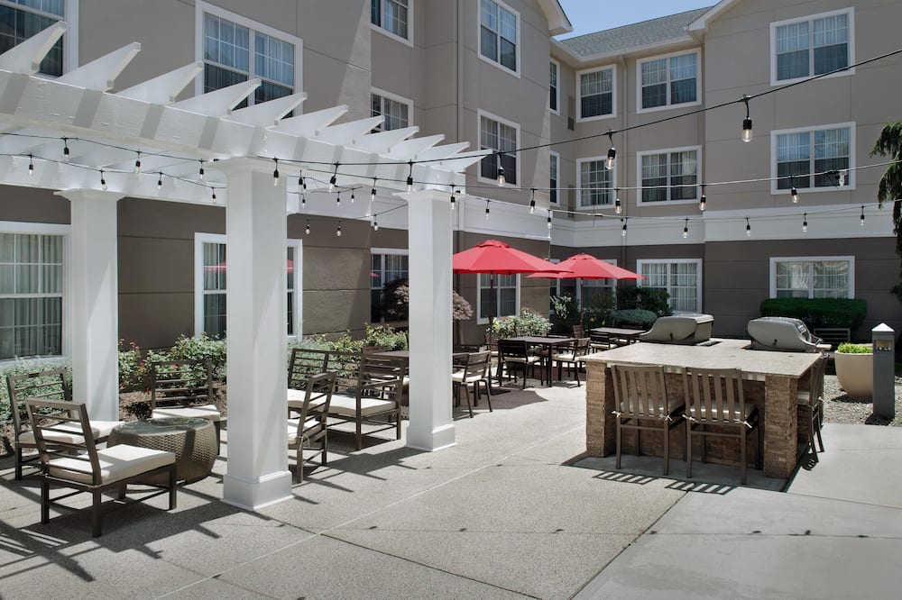 Homewood Suites by Hilton Newark-Cranford