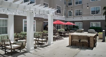 Homewood Suites by Hilton Newark-Cranford