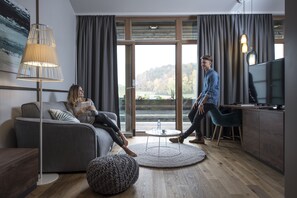 Suite, 1 Bedroom, Non Smoking, Terrace | Living area | Smart TV