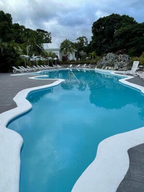 Outdoor pool, pool umbrellas