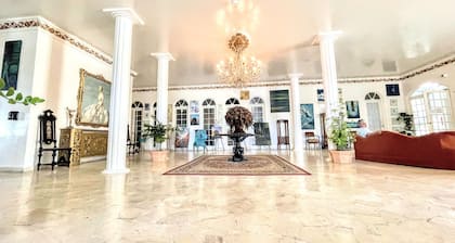 Jamaica Palace Hotel