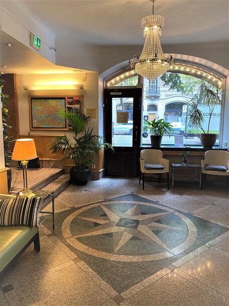 Crystal Plaza Hotel - view 2