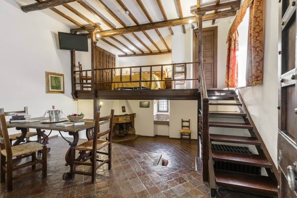Suite, en edificio contiguo (Scuderia Annex) | Ropa de cama de alta calidad y minibar