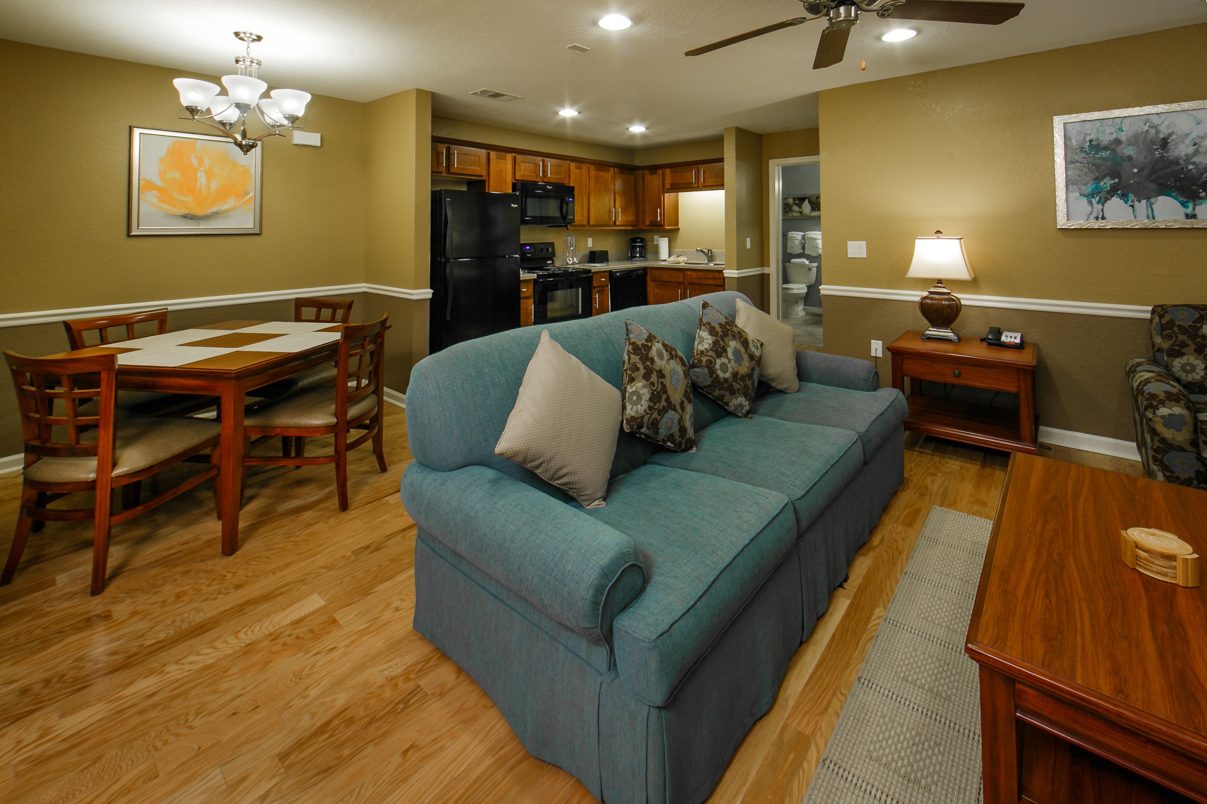 Kamer, 1 slaapkamer | Woonkamer | Flatscreentelevisie