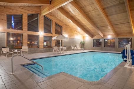 Indoor pool. Baymont by Wyndham Lakeville