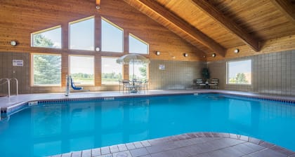 AmericInn by Wyndham Baldwin