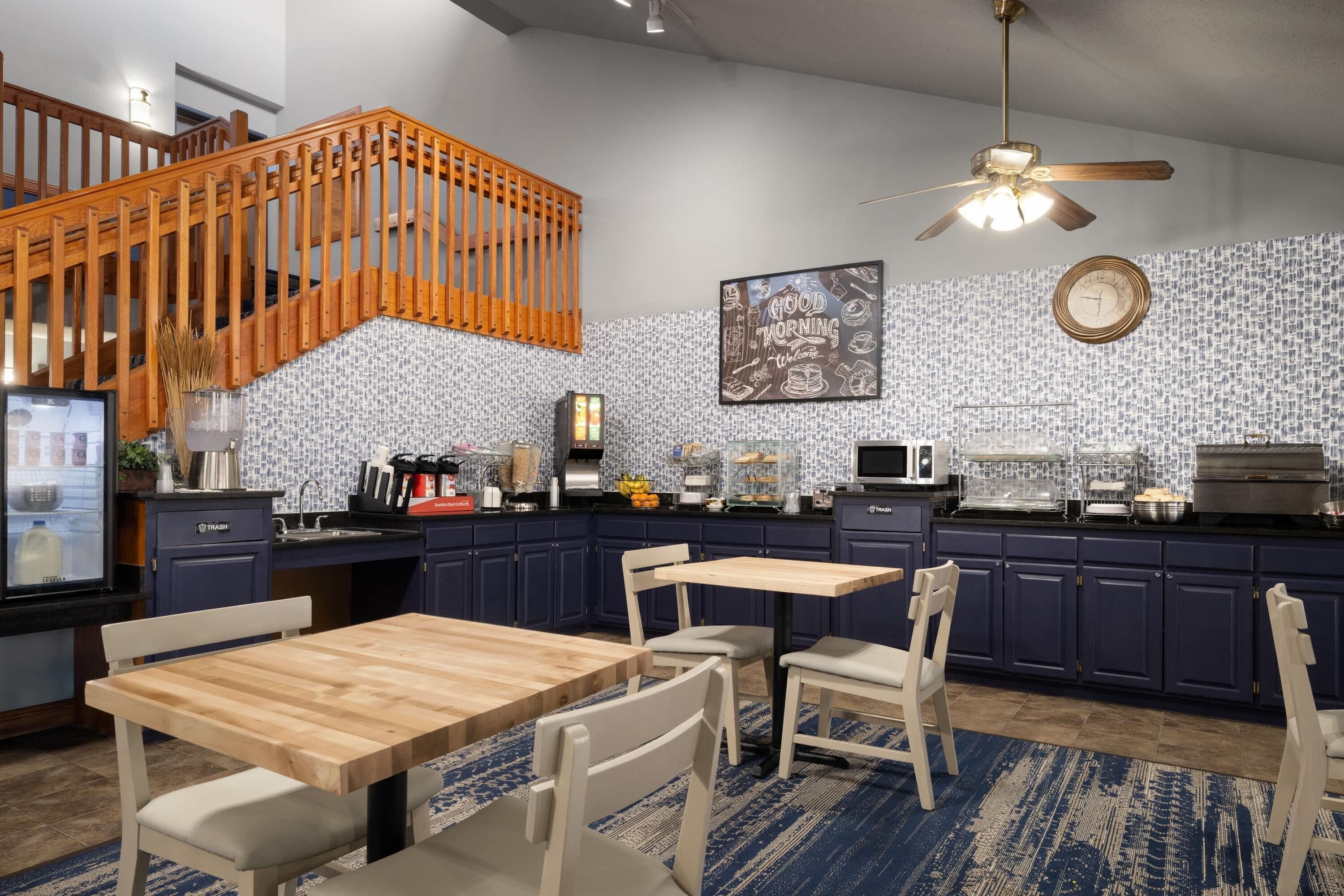 Free daily continental breakfast