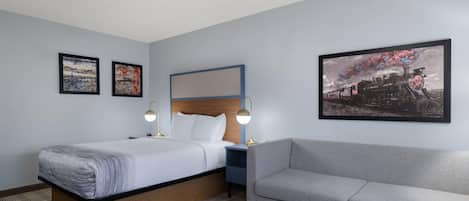 Habitación Deluxe, 1 cama Queen size, para no fumadores | Ropa de cama de alta calidad, muebles diferentes y escritorio