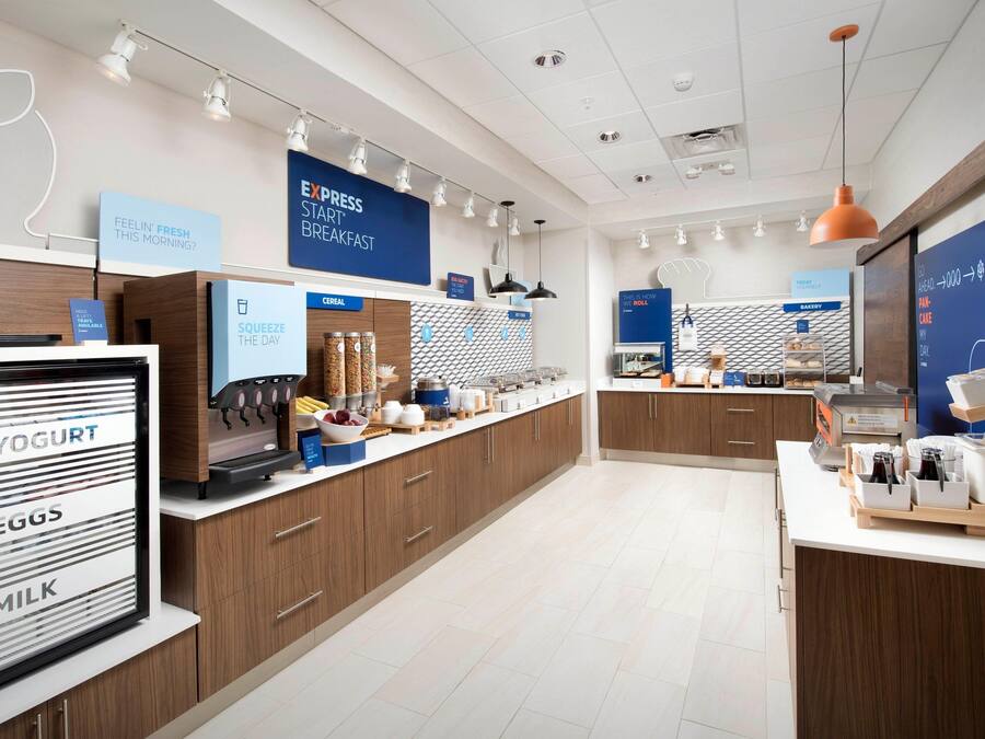 Free daily on-the-go breakfast