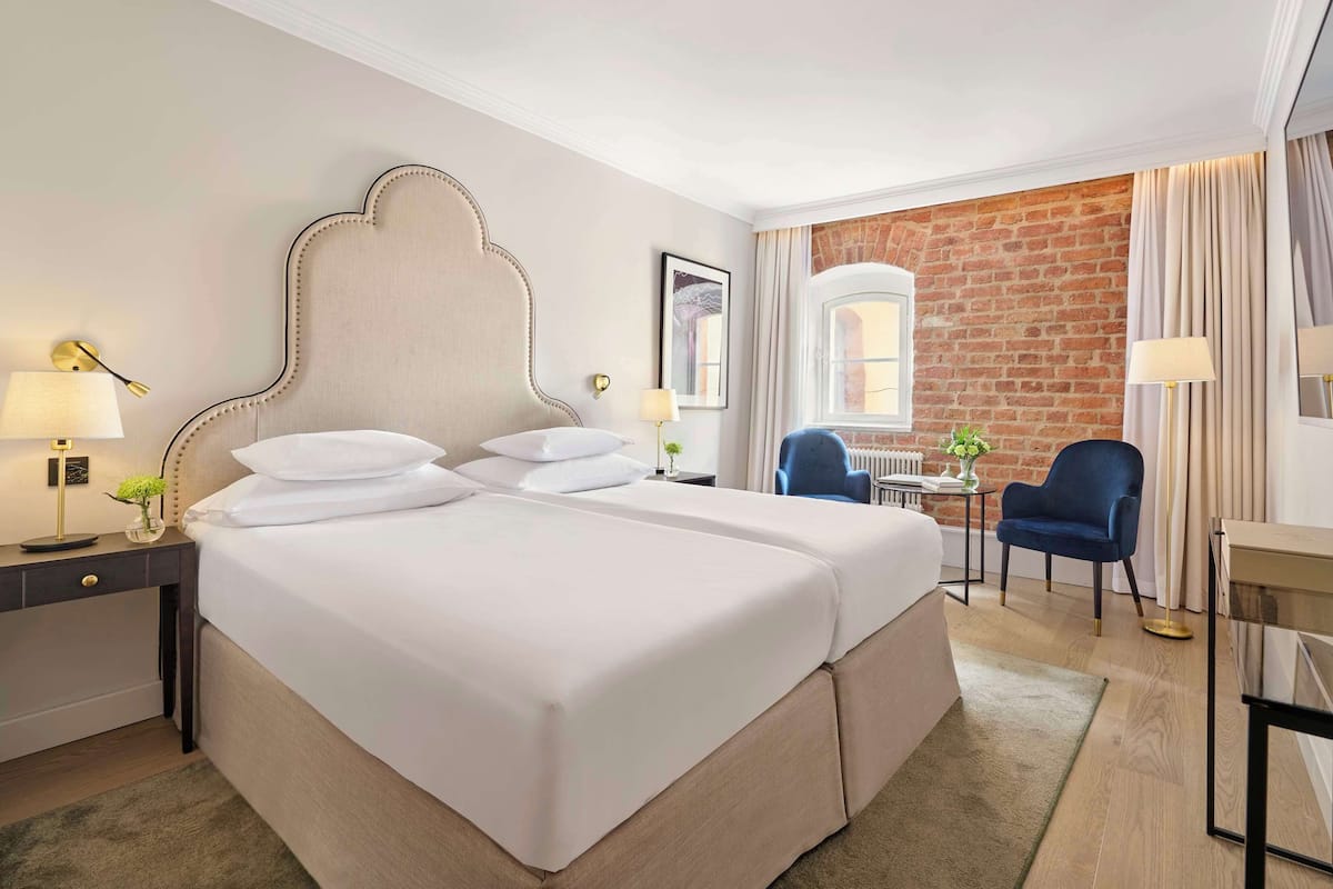 Standard Double or Twin Room, 2 Twin Beds | 1 bedroom, premium bedding, pillowtop beds, minibar
