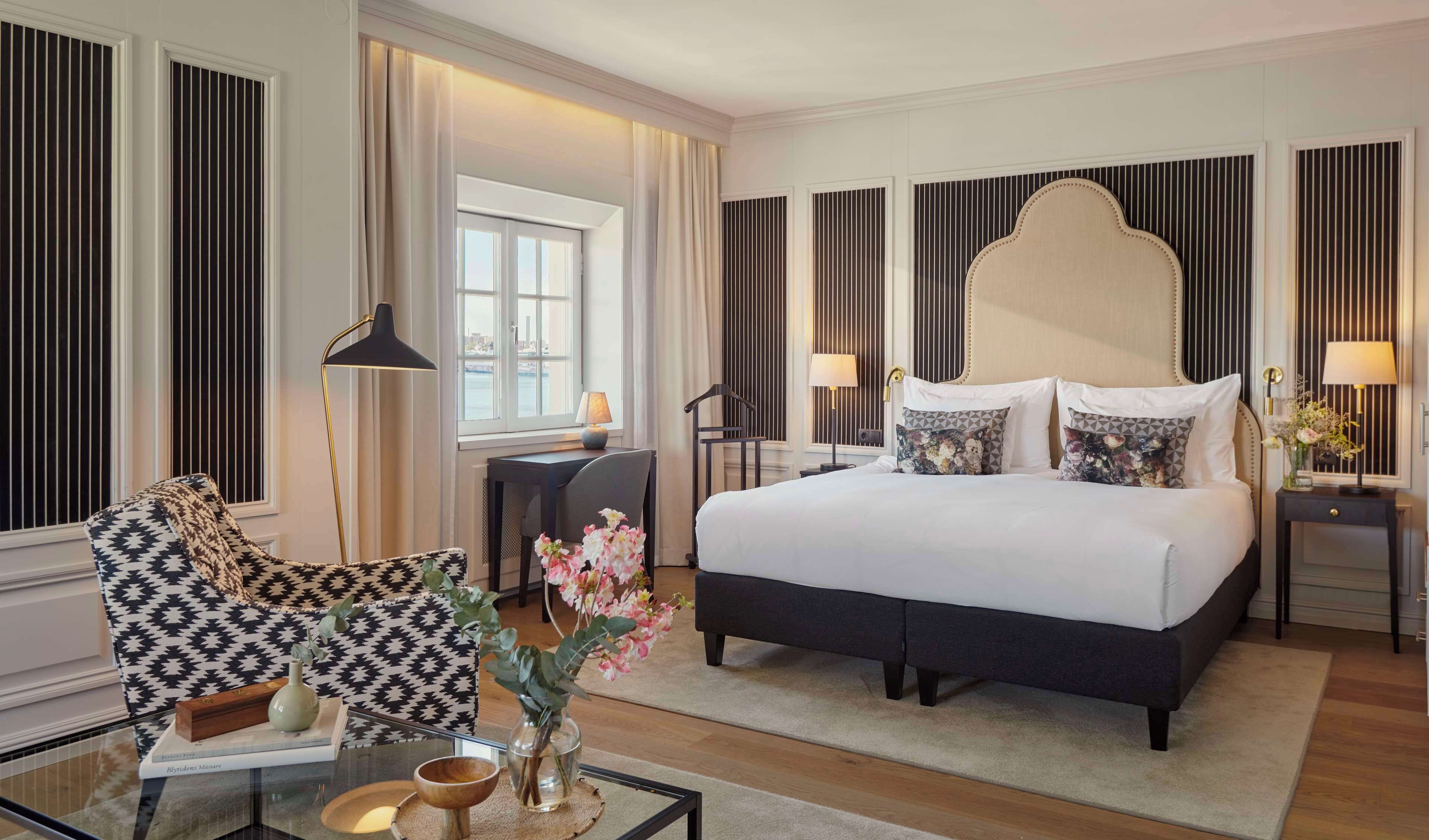 Svit - havsutsikt (Chapman) | Sängtillbehör av högsta kvalitet, bäddmadrasser och minibar