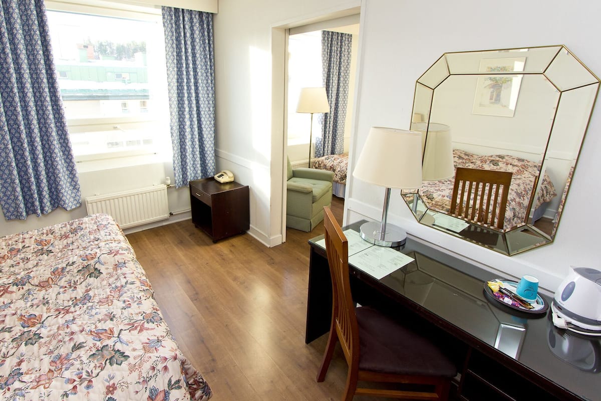 Desk, free WiFi, bed sheets, wheelchair access