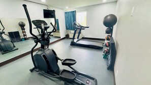 Gym - Motel 6 McGraw, NY - Cortland (Cortland)