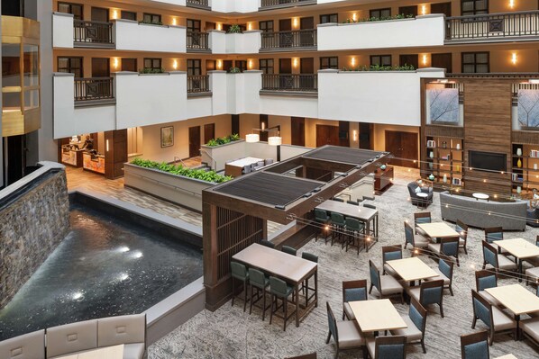Lobby - Embassy Suites by Hilton Atlanta Alpharetta (Alpharetta)
