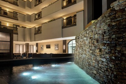 Embassy Suites by Hilton Atlanta Alpharetta
