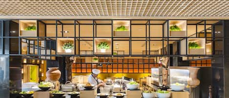 Tägliches Frühstücksbuffet (588 THB pro Person)