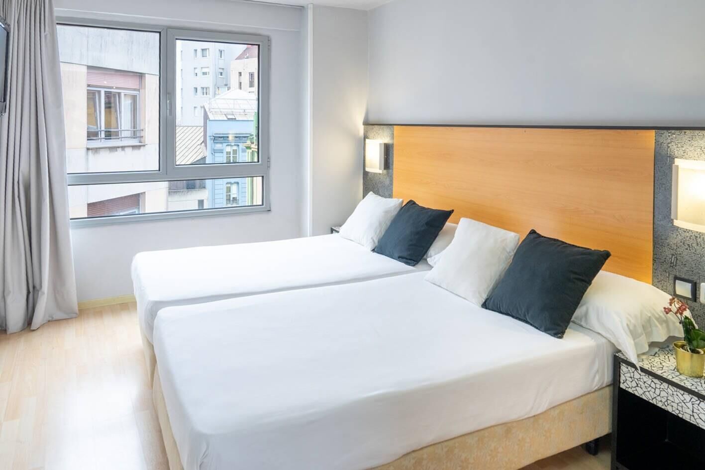 2 single beds with sofa | In-room safe, desk, laptop workspace, free WiFi