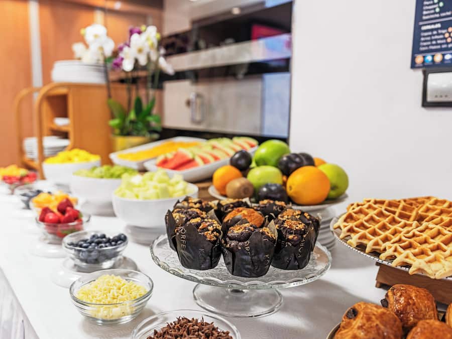 Dagelijks ontbijtbuffet (EUR 10 per persoon)