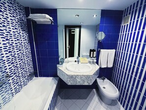 1 double bed - Hotel Faranda Pathos Gijon, Ascend Hotel Collection (Gijon)