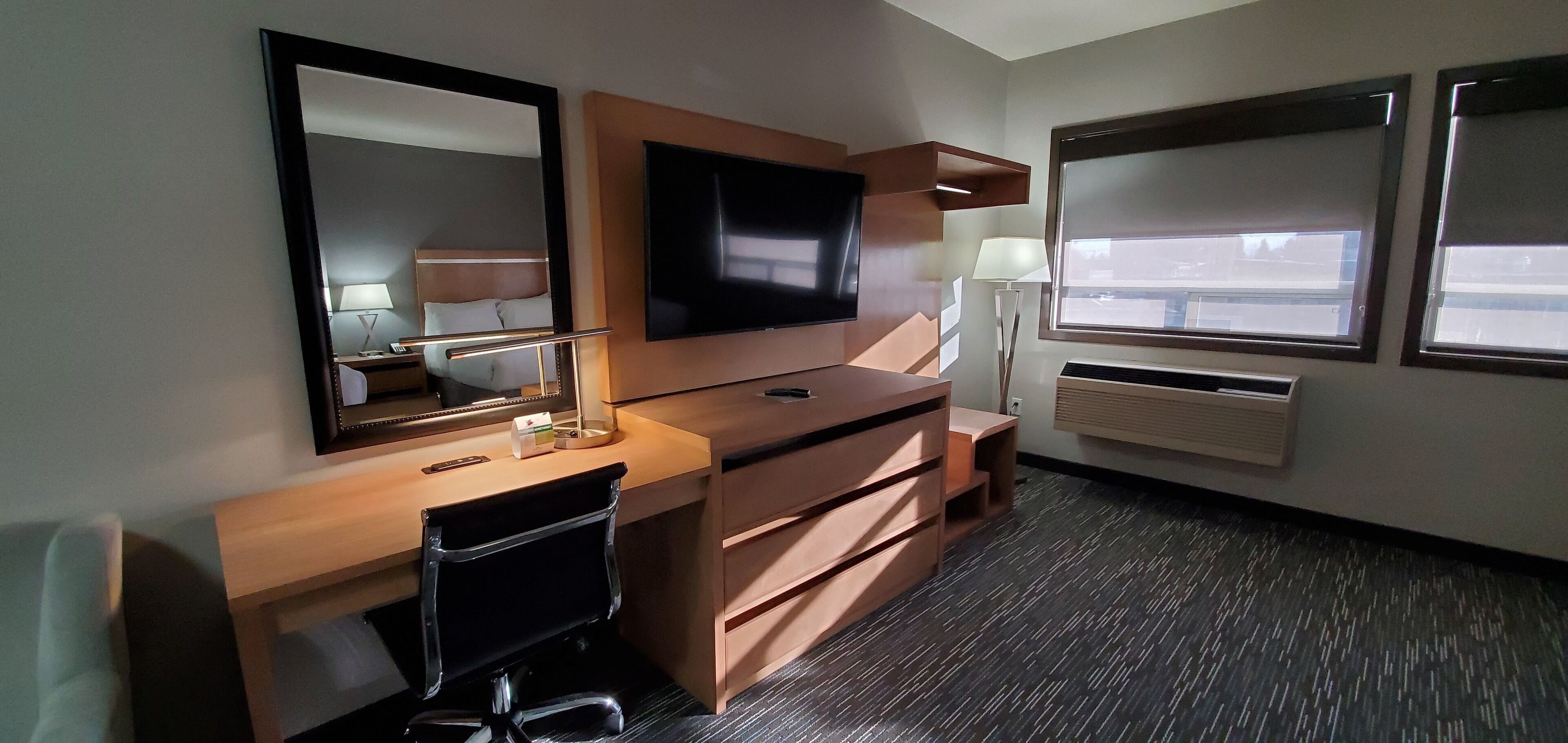 deluxe room, 2 queen beds, non smoking | down duvets, pillow-top beds, desk, laptop workspace