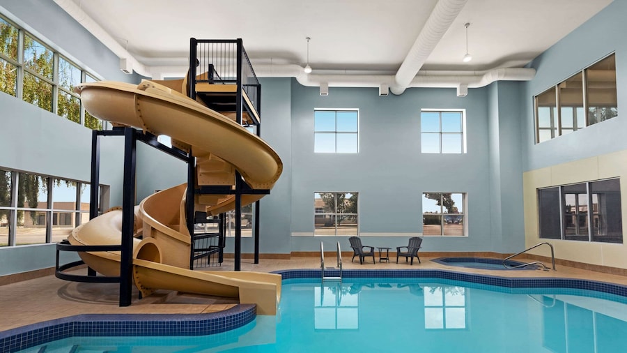 Wingate by Wyndham Lethbridge