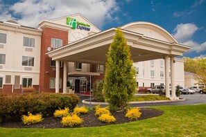 Exterior - Holiday Inn Express and Suites Vineland Millville by IHG (Vineland)
