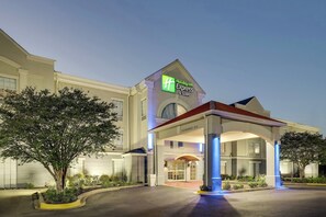 Exterior - Holiday Inn Express & Suites Orangeburg by IHG (Orangeburg)