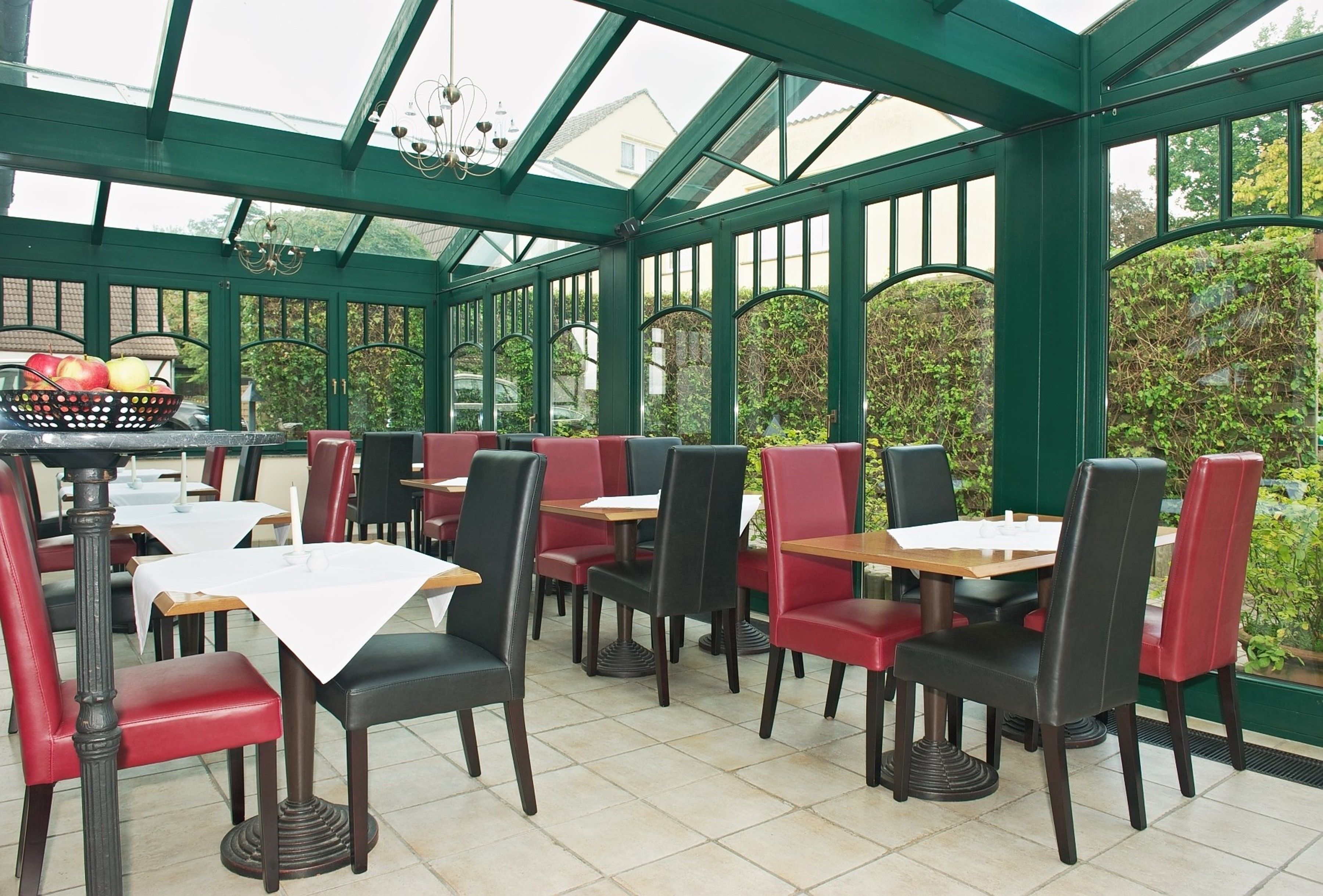 breakfast, lunch, dinner served; regional cuisine, al fresco dining