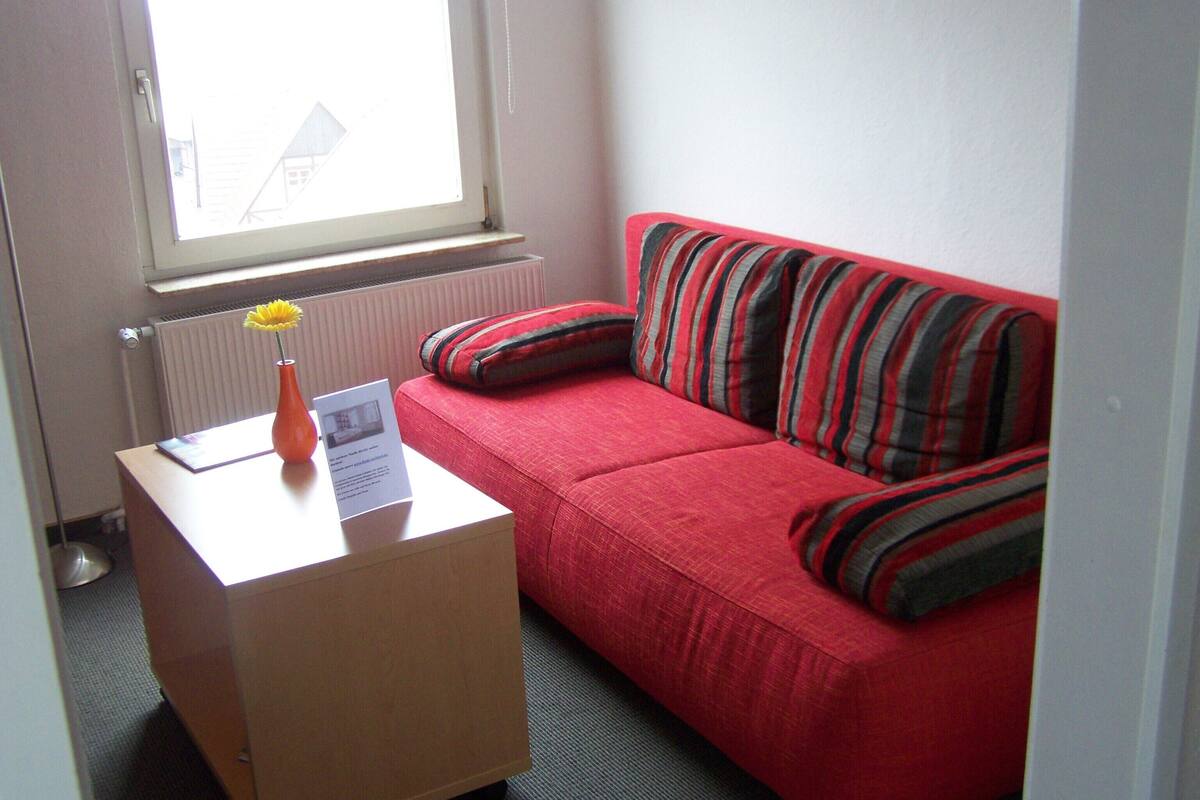 hypo-allergenic bedding, rollaway beds, free wifi, bed sheets