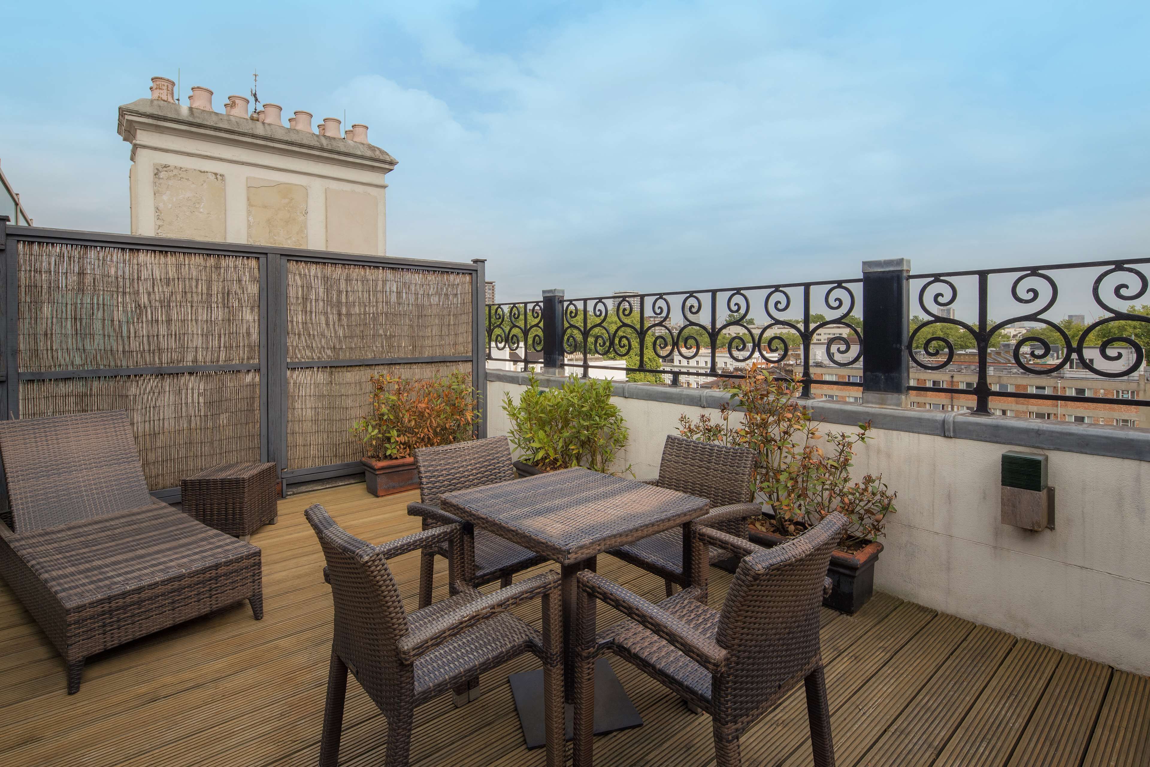 Terrace Suite, 1 King Bed, Terrace | Vista desde la habitación