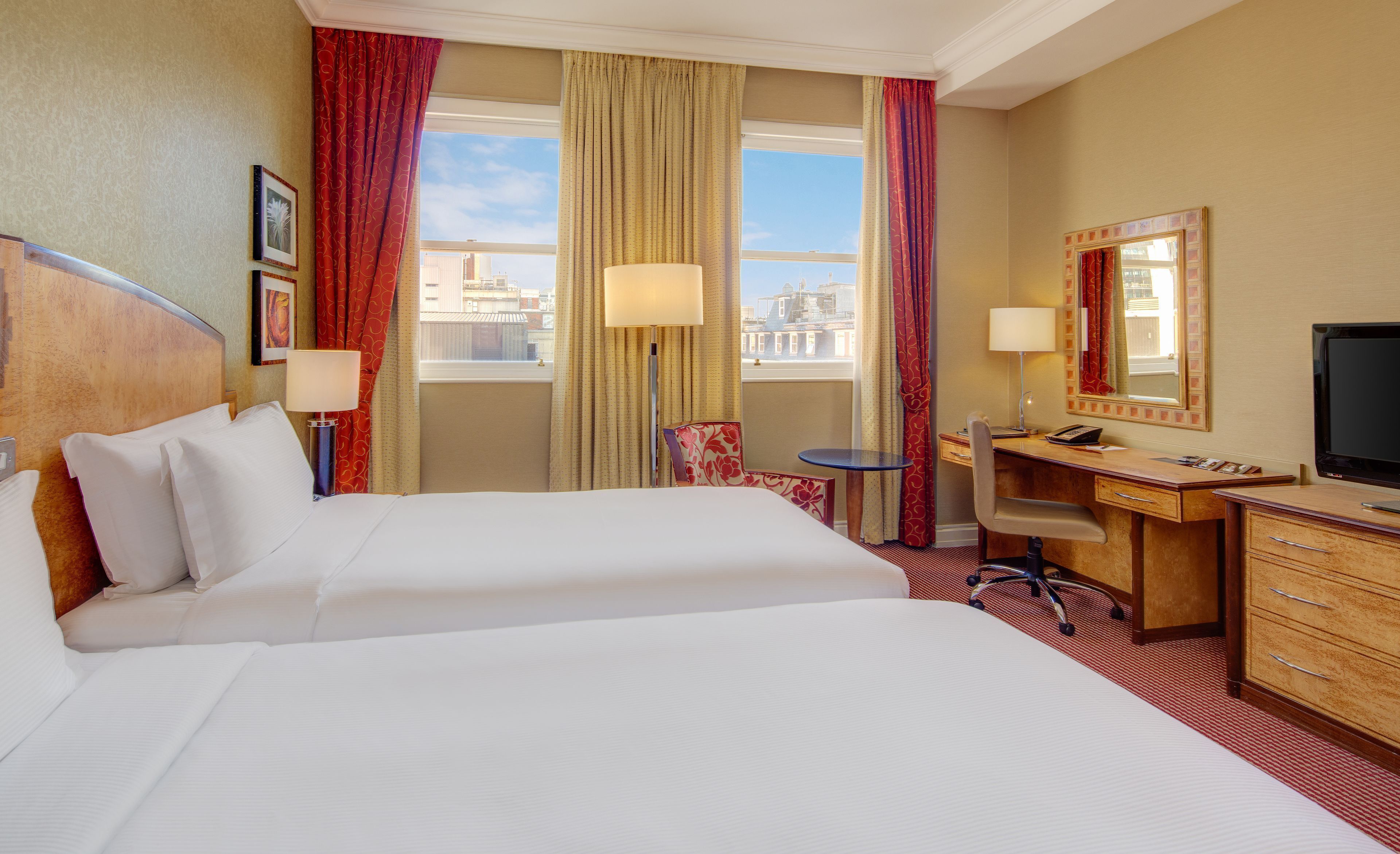 Premium bedding, minibar, in-room safe, desk