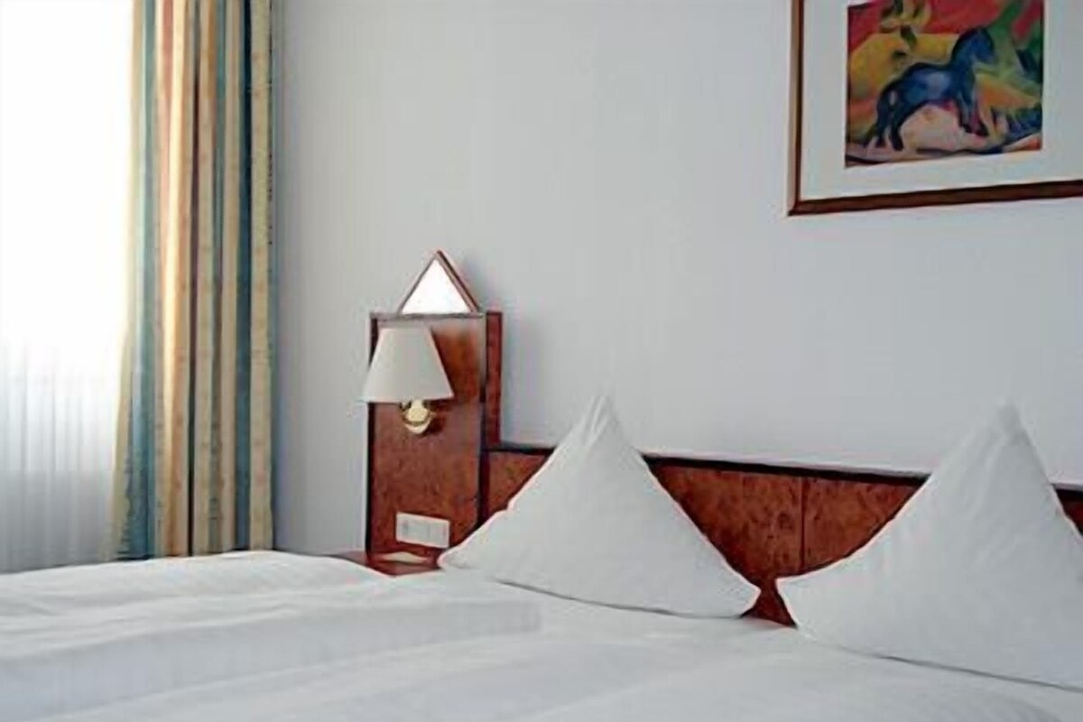 In-room safe, desk, soundproofing, iron/ironing board (on request)