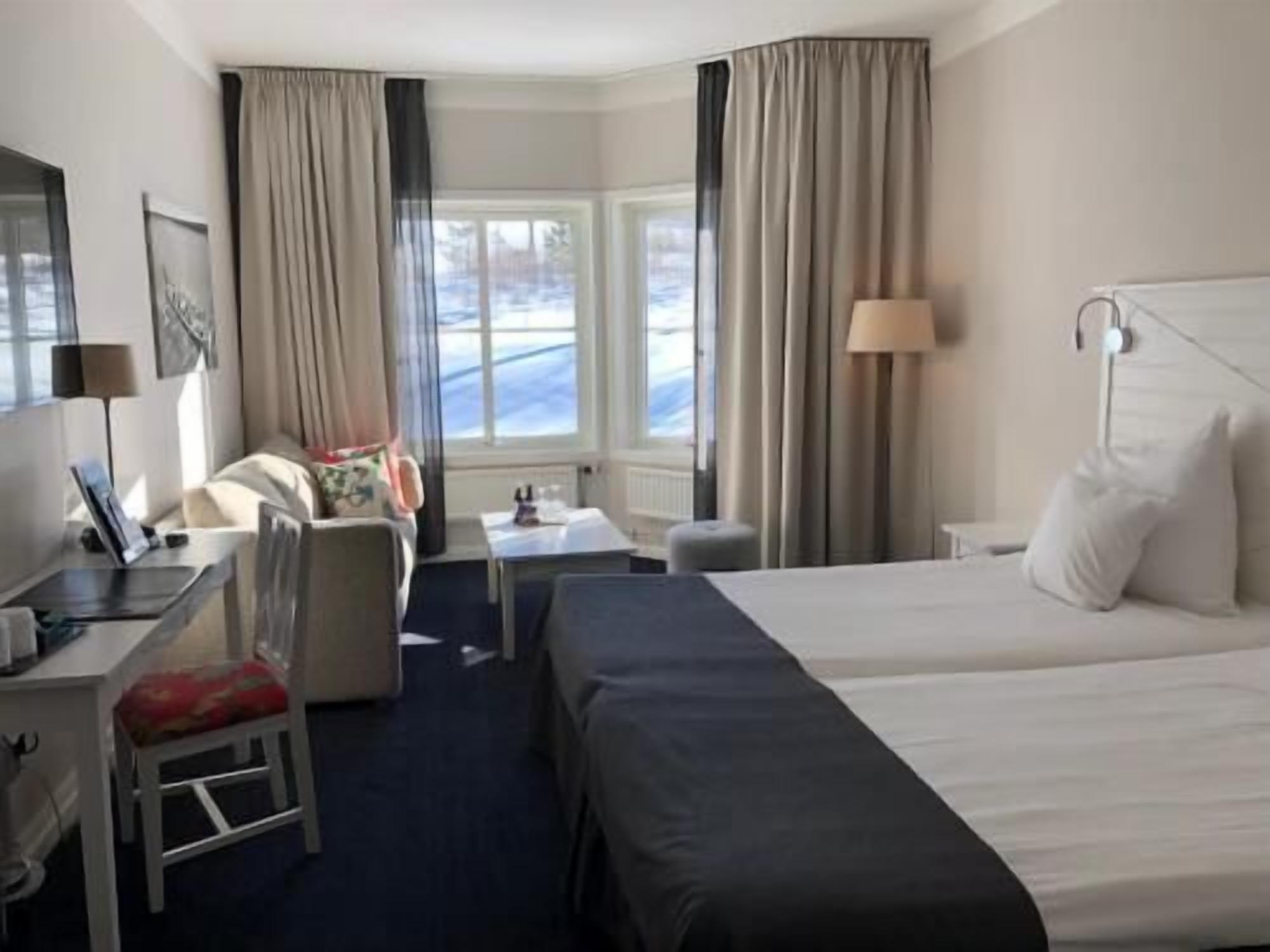 Blackout drapes, cribs/infant beds, free WiFi, bed sheets