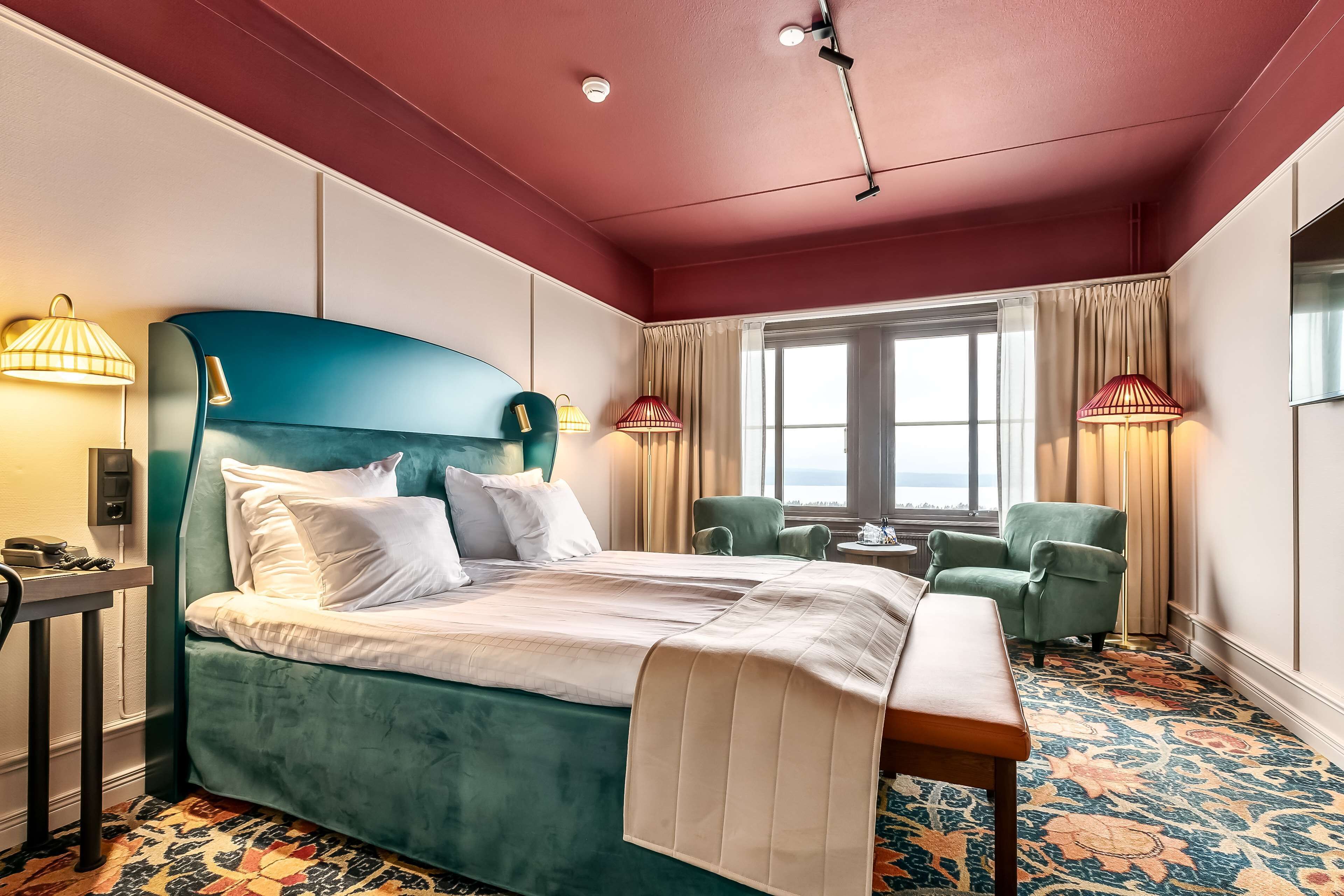 premium room, 2 single beds, non smoking, sea view | 1 bedroom, blackout curtains, cots/infant beds, free wifi