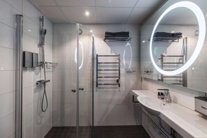 Blackout curtains, cots/infant beds, free WiFi, bed sheets - Dalecarlia Hotel & Spa, BW Premier Collection (Tallberg)